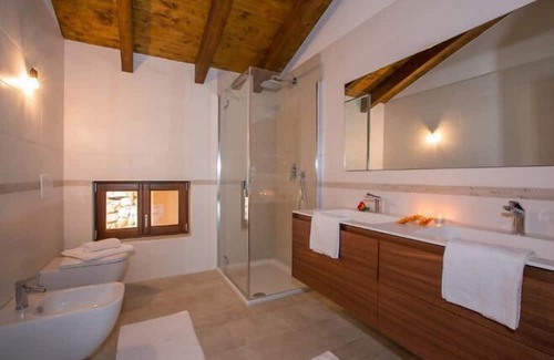 Cressogno House | Vacation home for 10 guests with 300m² in Valsolda (121082)