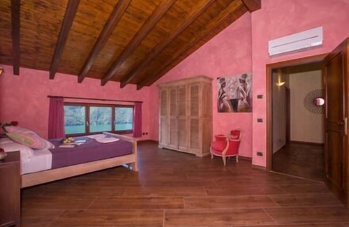 Cressogno House | Vacation home for 10 guests with 300m² in Valsolda (121082)