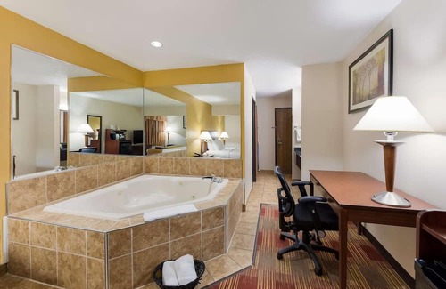 Hebron House | Perfect for I-70 Travelers: Stay with Indoor Pool, Hot Tub, and Free Breakfast