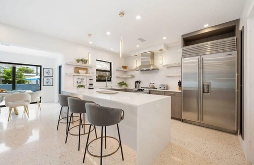North Corals House | Luxury Heated Pool Tiki Grill 1 Mi to Beach