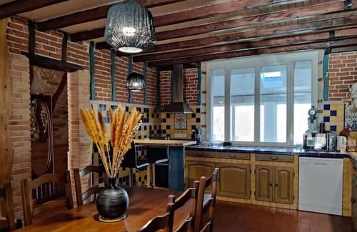 Caraman House | Grande Maison a la Campagne sur Grand Terrain Avec Grande Piscine