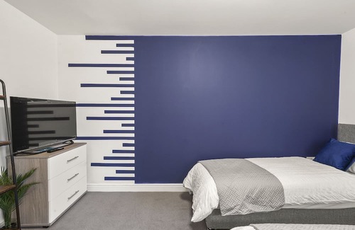 Woolwich Apartment | 2Bed 2 bath |FREE Gated Parking & Wifi ready for your weekly and monthly needs
