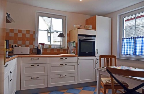 Sankt Aldegund Apartment | Holiday home holiday home Schumann