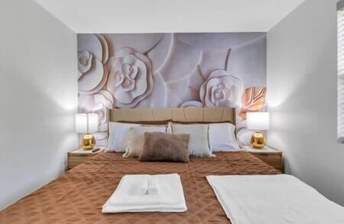 Tuscany - Canterbury Apartment | Roland park Customized Apartment