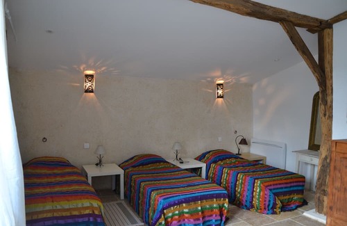 Charente Limousine House | Holiday Home 'Gîte Le Clou' with Private Garden