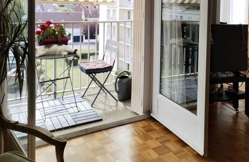 Les Sablons Apartment | Homerez - Nice apartement for 3 ppl. with balcony at Compiègne