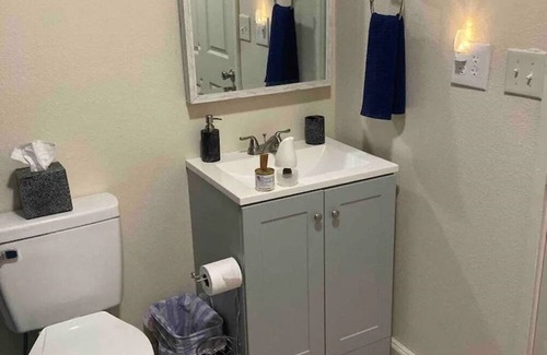 Port Lavaca Apartment | Sunset Haven: Your Seaside Escape
