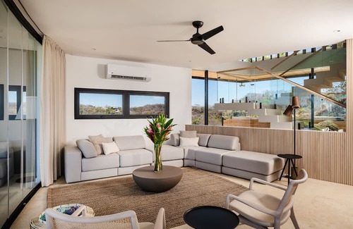 Tamarindo Villa | Stunning Modern 6 Bdrm Villa With World Class View and Daily Breakfast