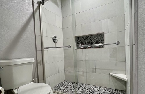 Woodland Heights Apartment | Cute homey apartment in the heart of Greater Heights