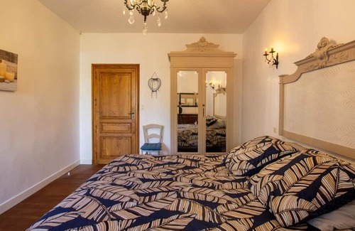 Eyzerac Cottage | Gite Eyzerac, 4 bedrooms, 8 persons