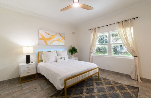 Crescent Beach Condo | Condo #2 Luxury 2BD 2BTH