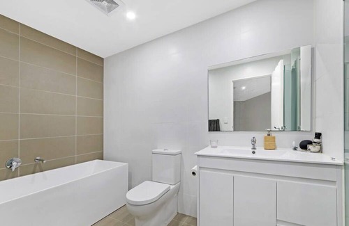Botany Apartment | MetaWise⏐Botany⏐Cozy 2 Bedroom Oasis w Parking