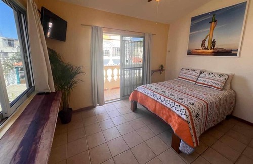 Lomas de Mazatlan House | 5 Bedroom, 5 Bathroom, Pool, Waterfall, Wood Fired Pizza Oven.