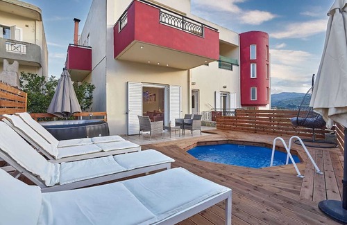 Paliani House | The Middle Of Crete Apartment