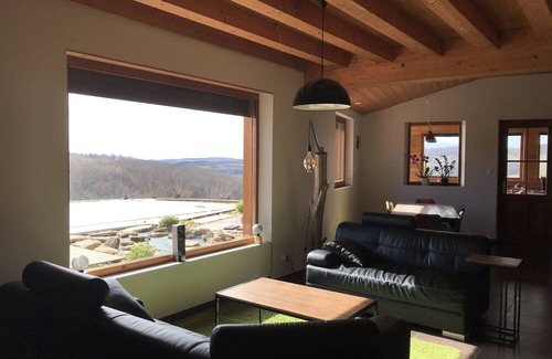 Saint-Laurent-d'Onay House | Magnifique Maison en Bois Avec Piscine en Drôme