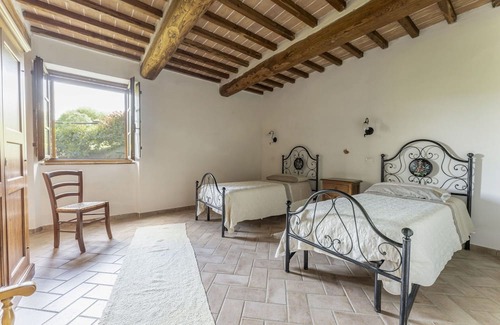 Radicondoli Apartment | Beautiful apartment for 8 people with pool, WIFI, veranda, panoramic view and parking