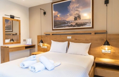 Omales Apartment | Armenopetra view-Agriovioleta,suite for 2, Mani