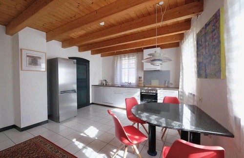 Altrip Apartment | Apartment 'Charmantes Fachwerkhaus Mit Stil' with Terrace, Wi-Fi and Air Conditioning