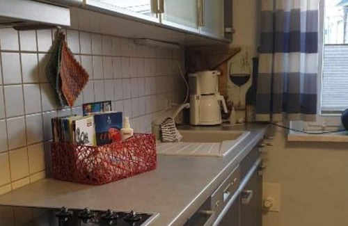 Bad Sulza Apartment | Apartment 'Ferienwohnung Sonnenschein' with Shared Terrace and Wi-Fi