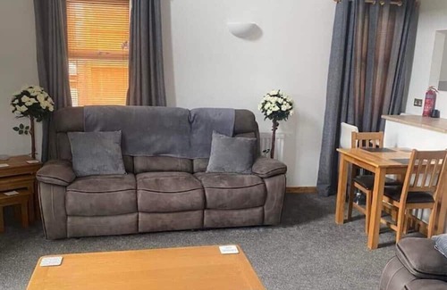 Minera House | 2 bed bungalow in minera