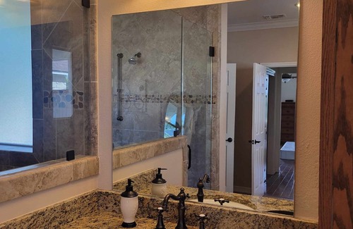 Boerne House | Private Gated Country Estate on Sprawling 3.5 Acres – Your Serene Getaway
