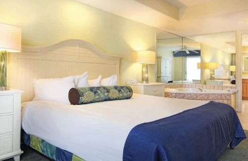 Smith's Memento Resort | Resort on the beach -Ocean walk Two bedroom- Two bath