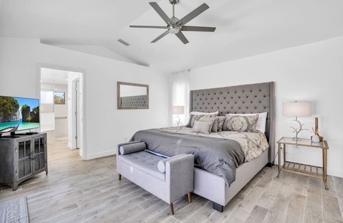 Willoughby Acres House | Enjoy all that Naples has to offer. Convenient access to everything you need.