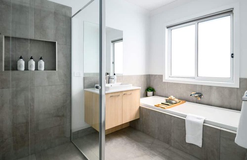 Trentham House | Teds Cottage Summary: