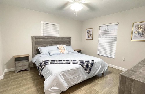 Bradenton Villa | Executive 2-Bedroom Villa near Downtown Bradenton