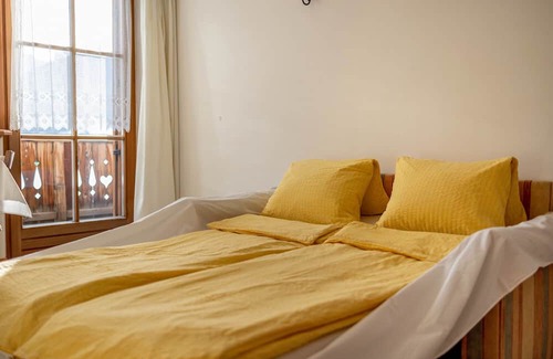 Villabassa Apartment | Apartment 'Stauderhof Apt 1' with Mountain View, Shared Garden