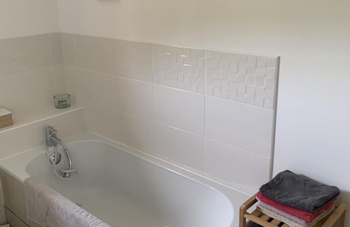 Neuville-Saint-Remy House | Chez Apolline - Jolie Maison Proche Centre Ville Entièrement Rénovée