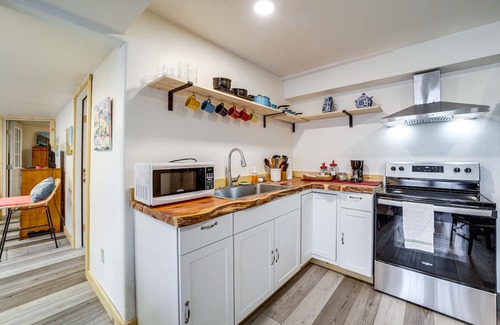 Clyde Apartment | Charming Clyde Apartment ~ 3 Mi to Main Street!