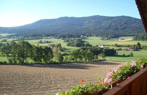 Neukirchen Beim Heiligen Blut Apartment | Nice apartment in Tuscany