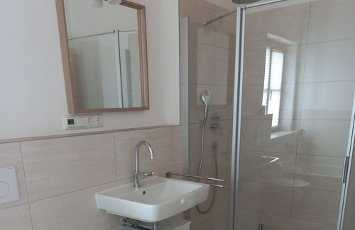 Munchen District Apartment | Neugebaute Ferienwohnung in Einer Ländlichen Umgebung