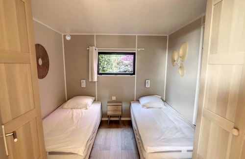 Le Dramont Ski Chalet | Kabane Bohème - Vue Exceptionnelle sur le Cap Estérel, L'ile D'or et St-tropez