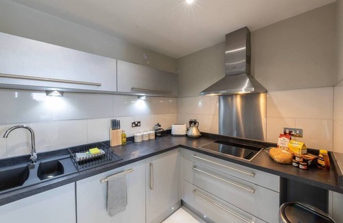 Grangetown Apartment | Marina Apartment