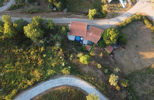 Moitas Bed & Breakfast | "Yellow House - Casa Amarela" Is a Family Run Farmhouse in the Mountains