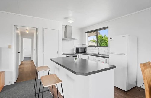 Papamoa Beach House | Papamoa - Beach Base
