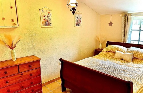 Lohuec House | Idyllic Country Cottage with Magnificent Views & Hot Tub