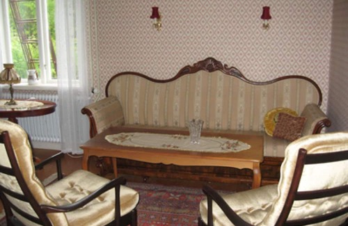 Storfors House | Holiday home in the Värmland forests with boat and internet