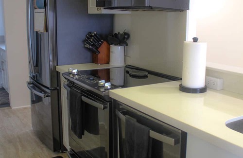 Manoa Condo | Modern + Futuristic 2 Bed|2 Bath|2 Parking Hawaii Fortress with Massive Lanai