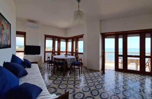 Nettuno Apartment | Mare Fuori