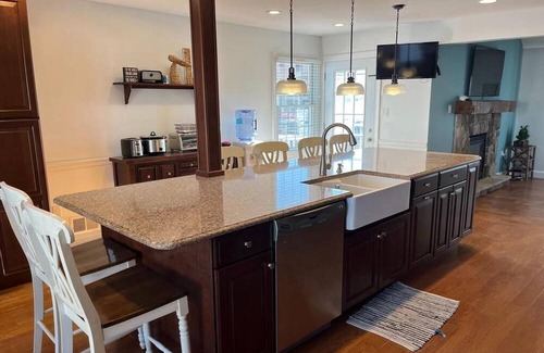Beach Haven West House | Beautiful Lagoon Front