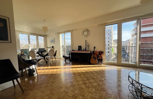 Republique–Point-du-Jour Apartment | Comfortable apartment at Porte de Saint-Cloud