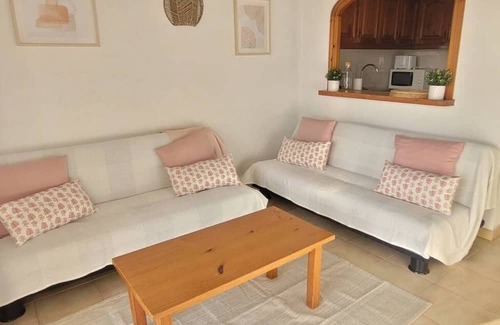 Son Parc Apartment | Apartment 'Son Parc 42' with Shared Pool, Shared Garden and Air Conditioning