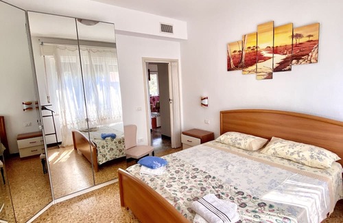 Marina di Castagneto Carducci House | Holiday Home 'Appartamento 2 - Villa Lidia' with Private Pool, Wi-Fi and Air Conditioning