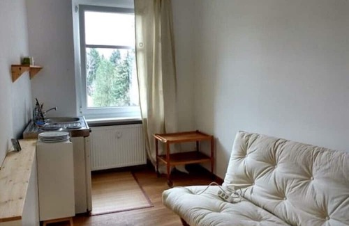 Gesundbrunnen Apartment | Cozy studio with a view of the countryside