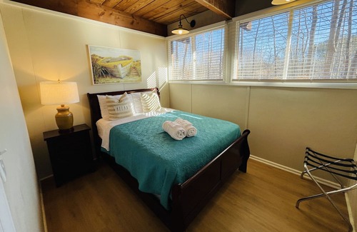 Clemmons Cottage | Escape to our cozy cottages nestled in Tanglewood Park's peaceful woods
