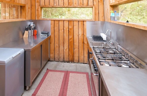Fearnan Cottage | 2 bedroom accommodation in Fearnan, near Aberfeldy