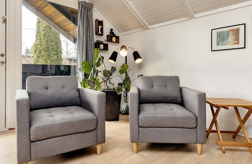 Togeholt House | 9 person holiday home in Præstø
